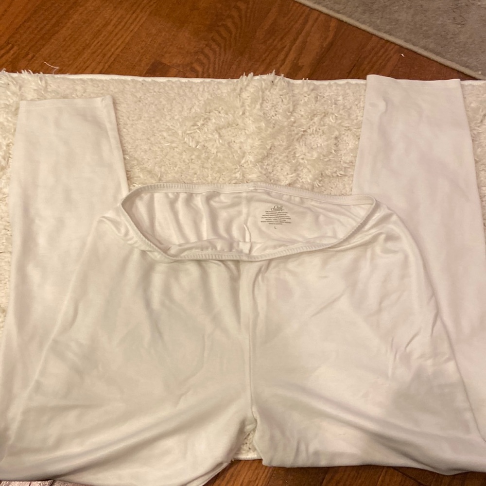 Chill Chasers size large new pants.